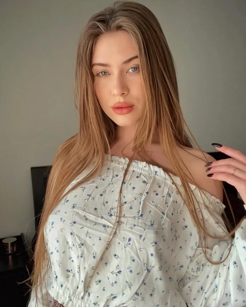 Alina escort in Dubai