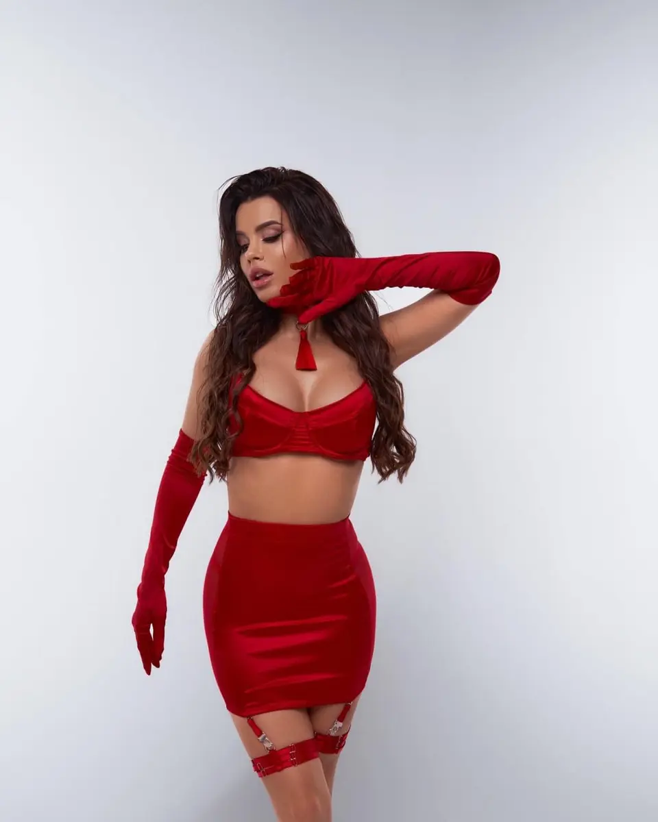 Annabelle escort in Dubai