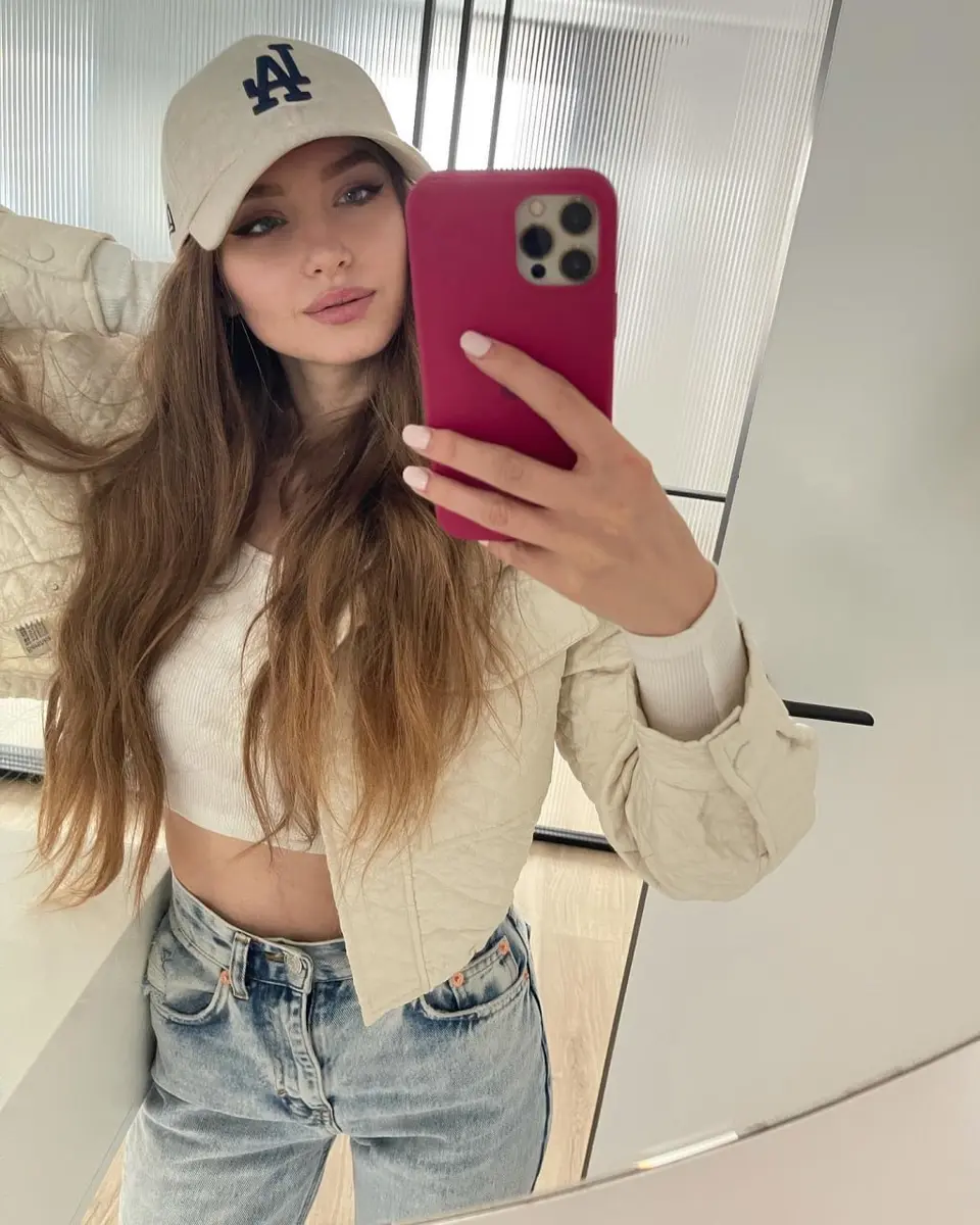 Arina escort in Dubai