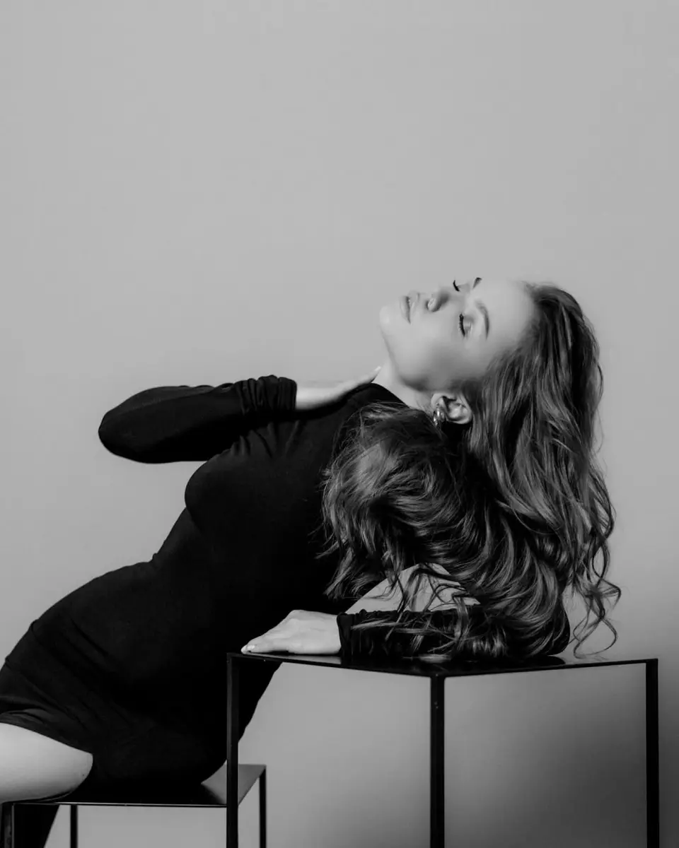 Camelia escort in Dubai