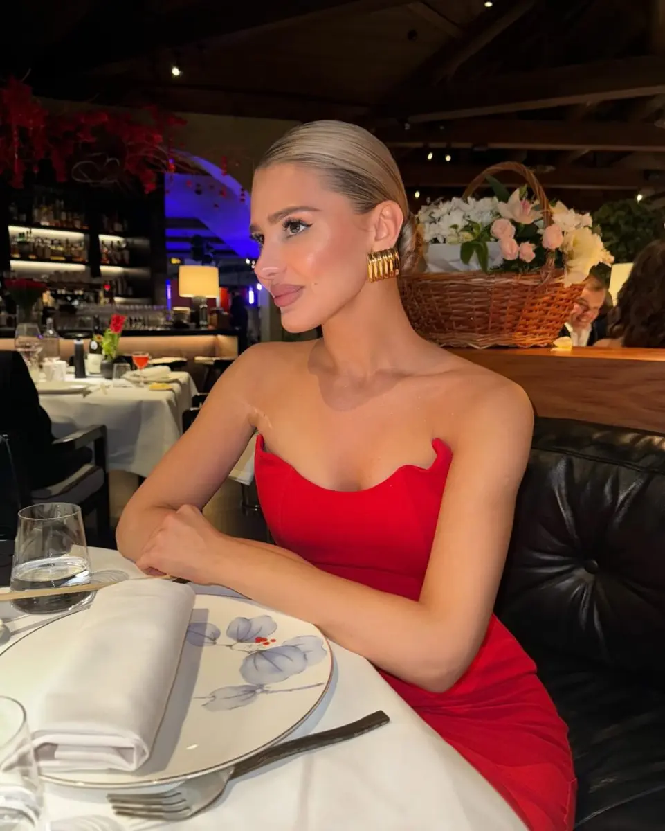 Ganna escort in Dubai