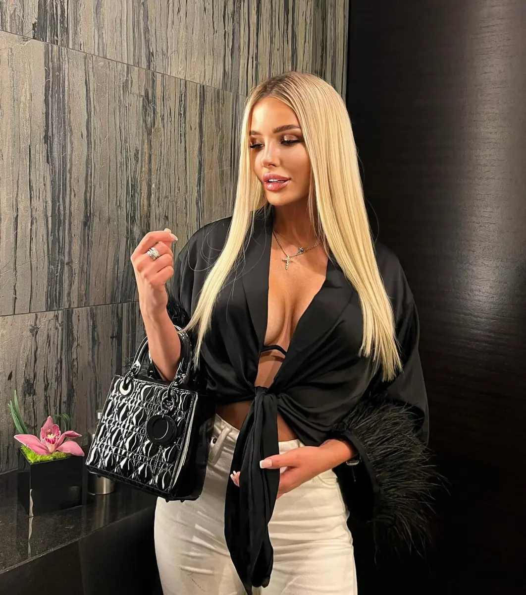 Inessa escort in Dubai