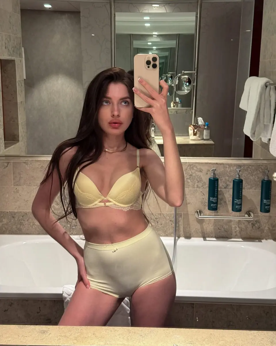 Olga escort in Dubai